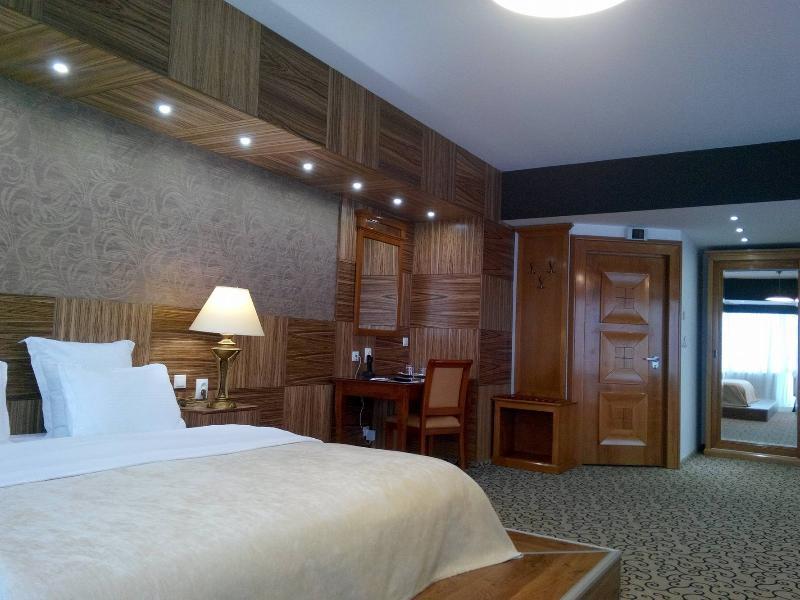 Hotel Oltenia Craiova Exterior foto